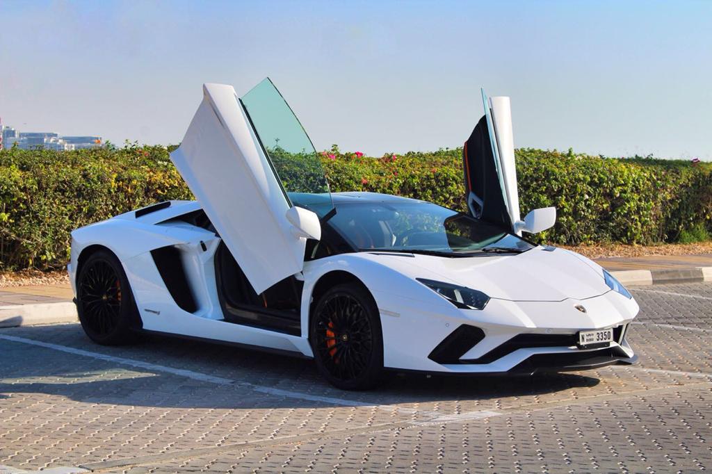 Lamborghini Aventador RoadSter 2019