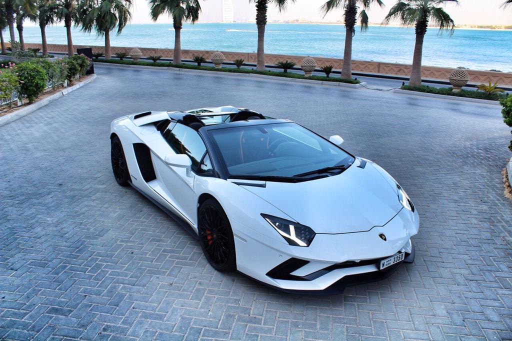 Lamborghini Aventador RoadSter 2019