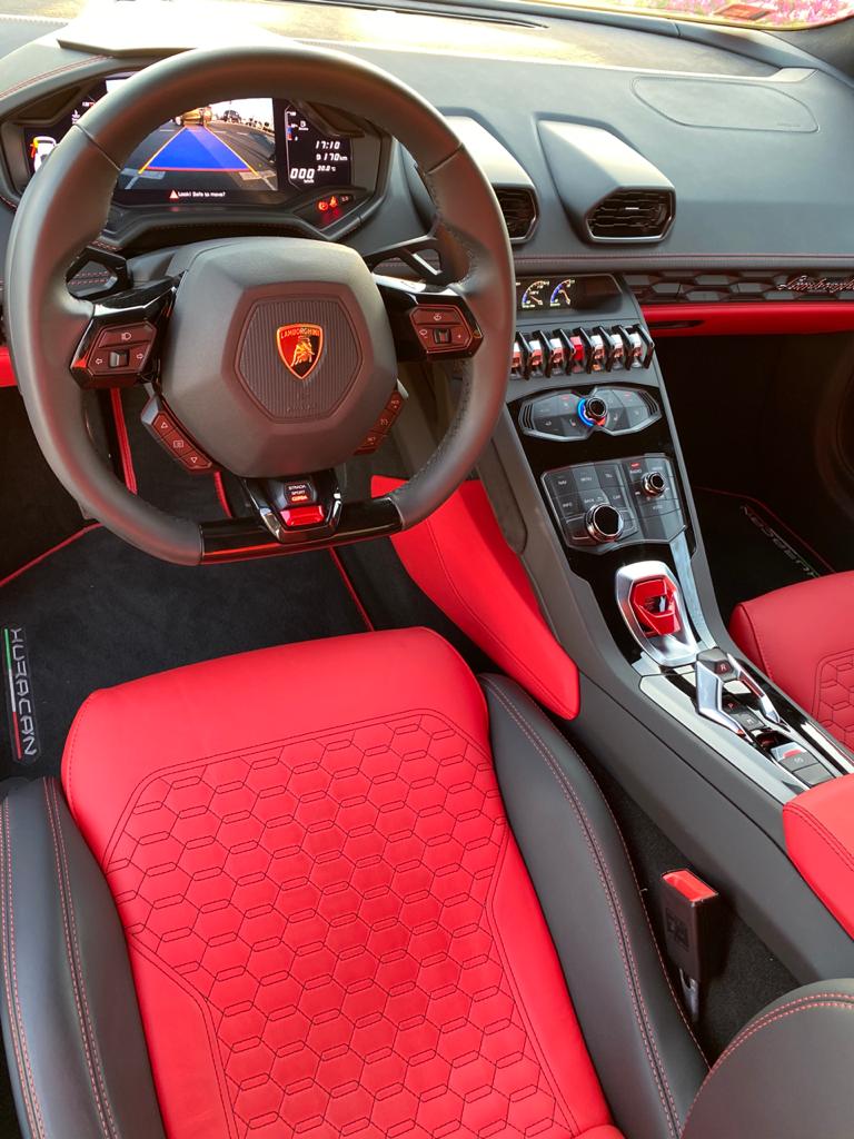 self drive rental cervices in dubai