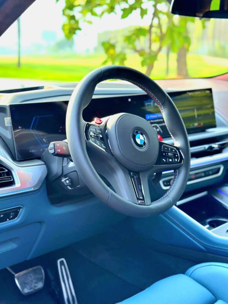 BMW XM 2023